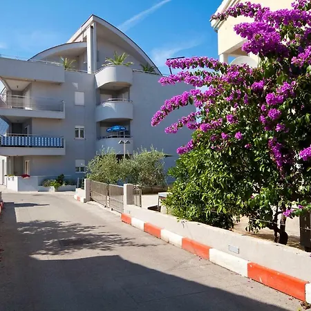 Appartement Apartment In Zadar/Zadar Riviera 7844